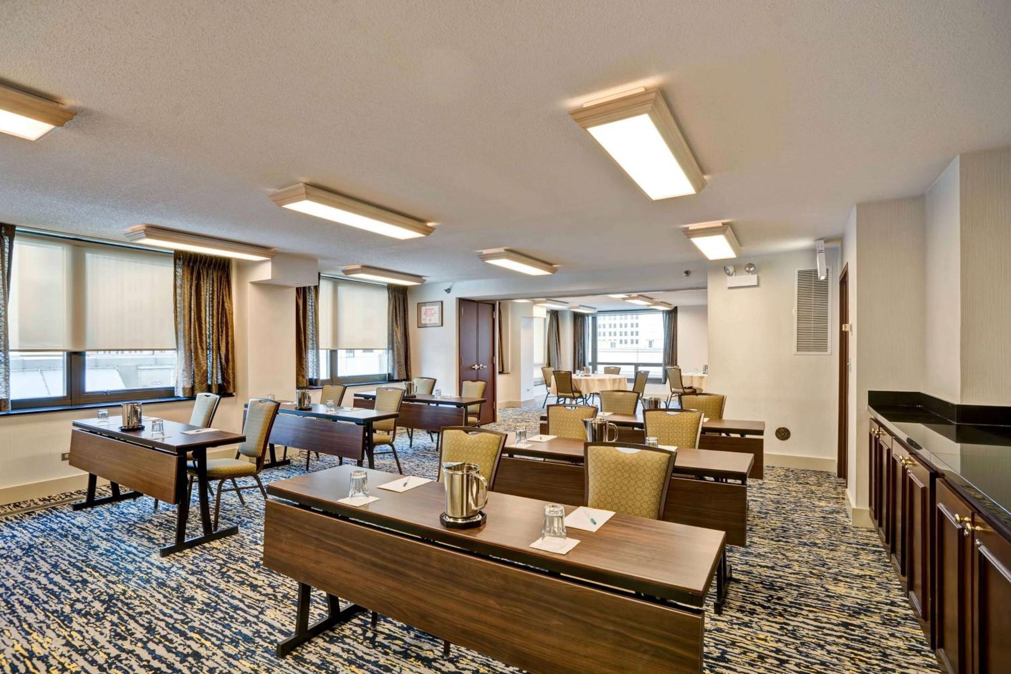 Homewood Suites By Hilton Chicago Downtown Εξωτερικό φωτογραφία